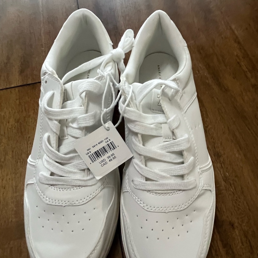 American Eagle White  platform Sneakers 9
